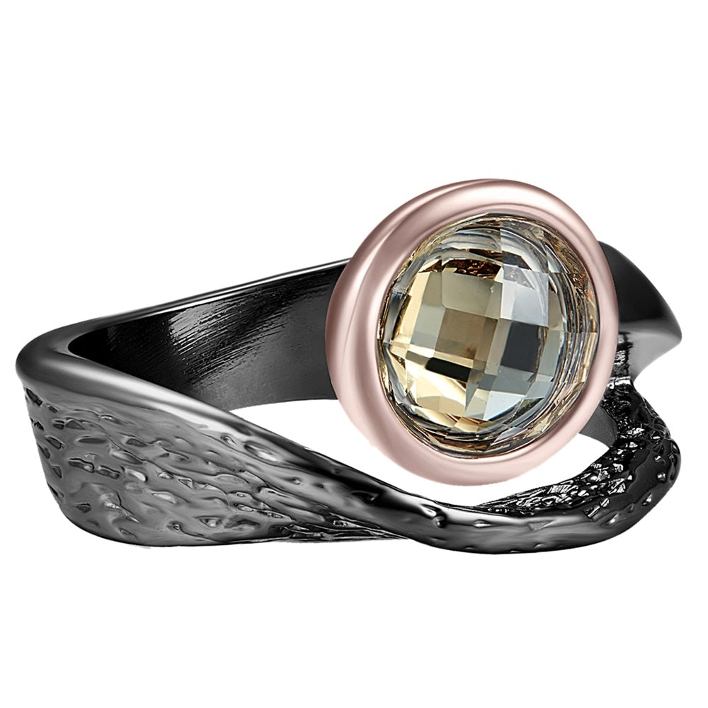 Eenvoudige ring met licht gele siersteen