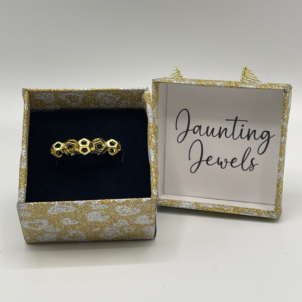 Gouden honingraat ring