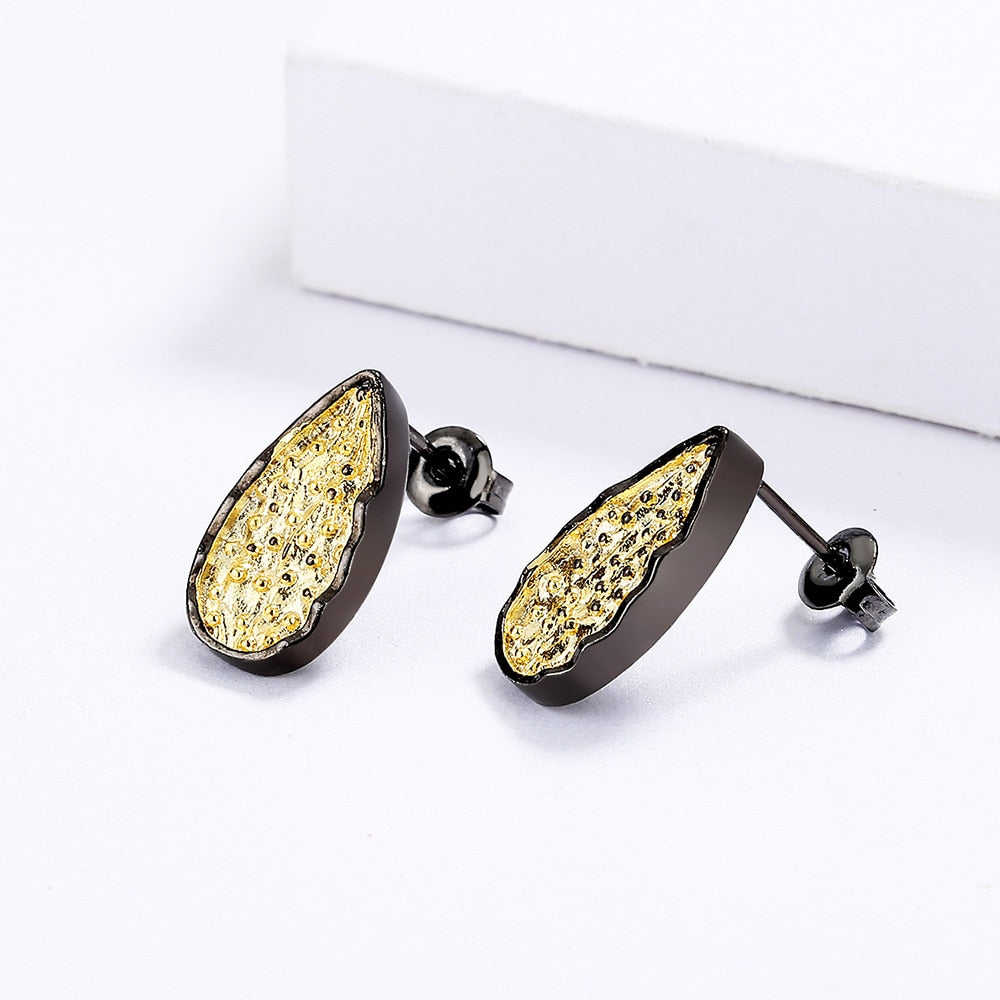 Golden water drop shape earrings